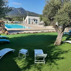 Borgo Rurale Cares Agroturismo